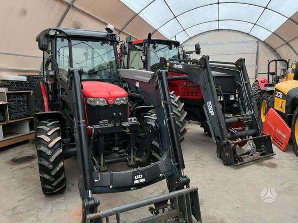 AGROTEKMA UAB parduodami traktoriai