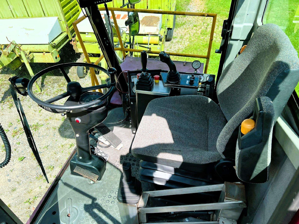 ergonomiška traktoristo kėdė