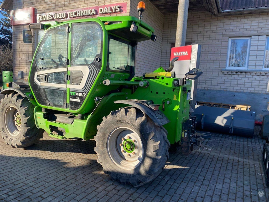 teleskopinis krautuvas