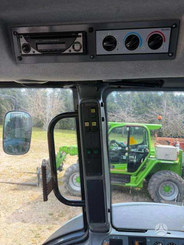 traktoriaus kabina