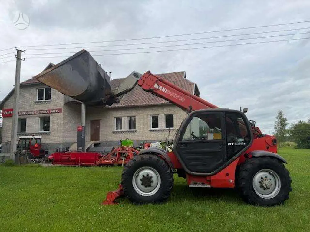 savaeigis teleskopinis krautuvas